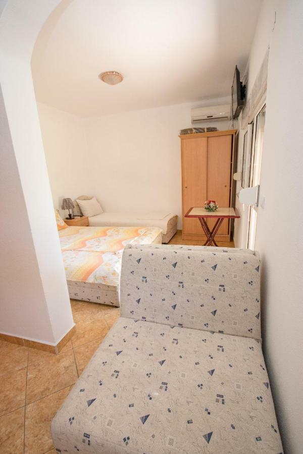 Apartments Duskic Utjeha Eksteriør bilde